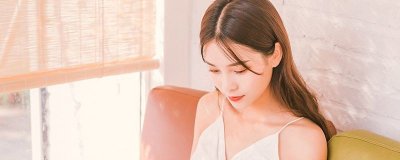 直发梳伤头发吗