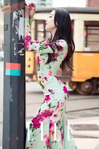 蜜桃臀”已经过时了,看到迪丽热巴的“蝴蝶臀”,真实羡慕了