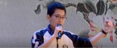 自带光芒的男孩!衡中学霸励志演讲场面超燃,自信气场打动网友