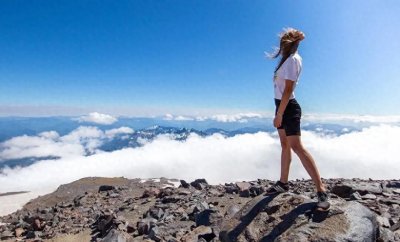 “爬山”的英文可不是“Climb Mountain”,那英语怎么说?